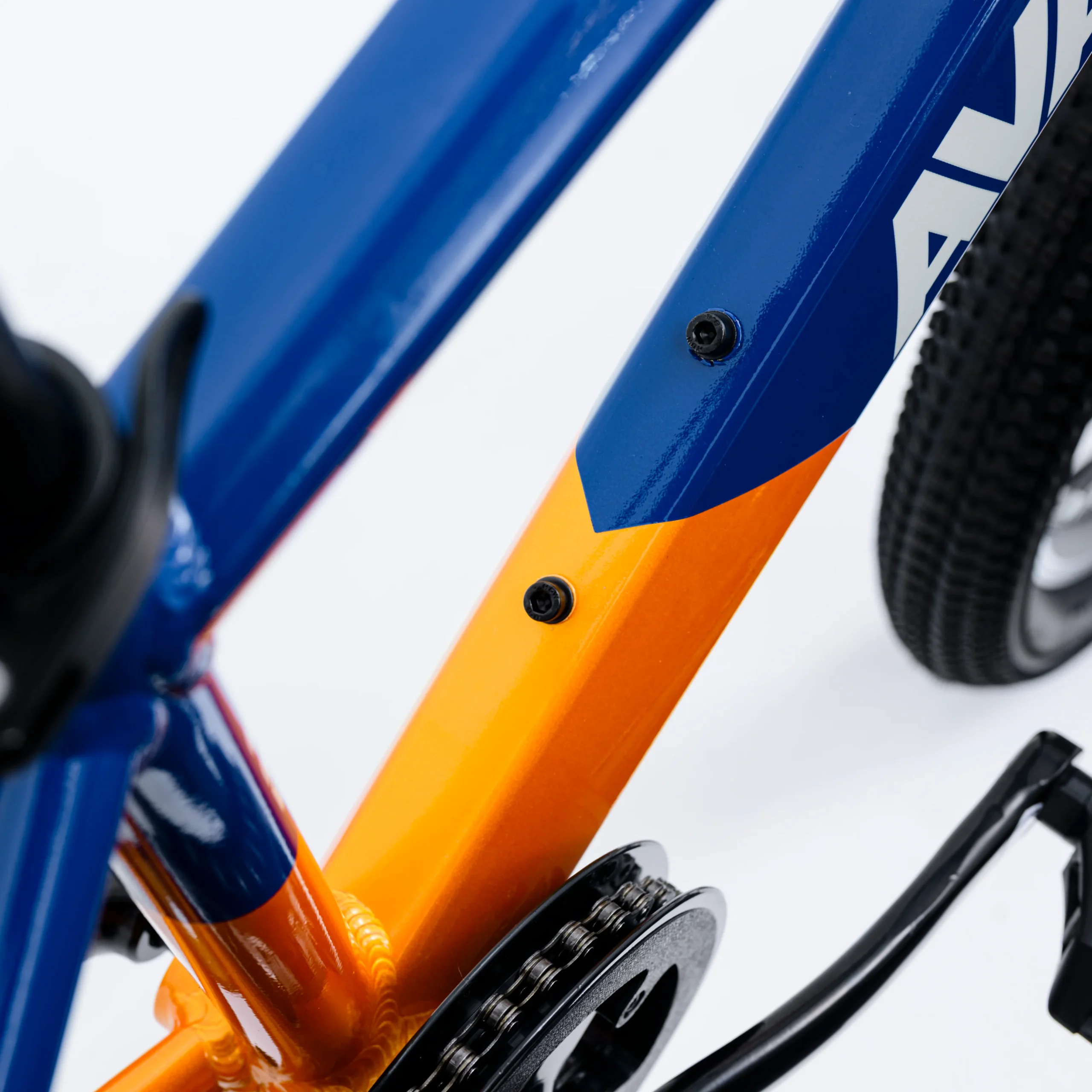 Avalanche Cosmic 24" Boys - Image 6